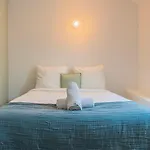 1 En Mezzanine Avec Parking Апартаменты *