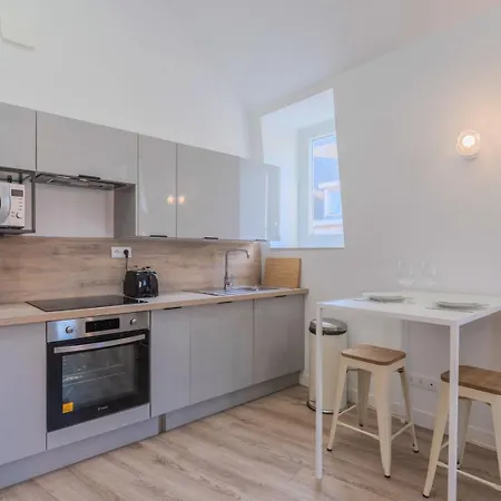 Apartamento 1 En Mezzanine Avec Parking