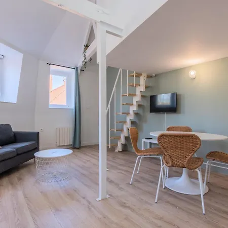 1 En Mezzanine Avec Parking Apartamento Tourcoing