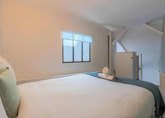1 En Mezzanine Avec Parking Appartement *
